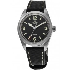 Tudor Ranger Black Dial Rubber Strap Men's Replica Watch M79950-0002